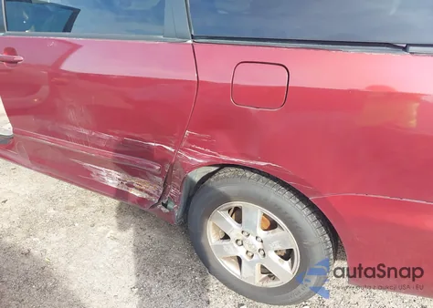 2006 Toyota Sienna Le z USA, uszkodzony, nr VIN 5TDZA23C46S583006